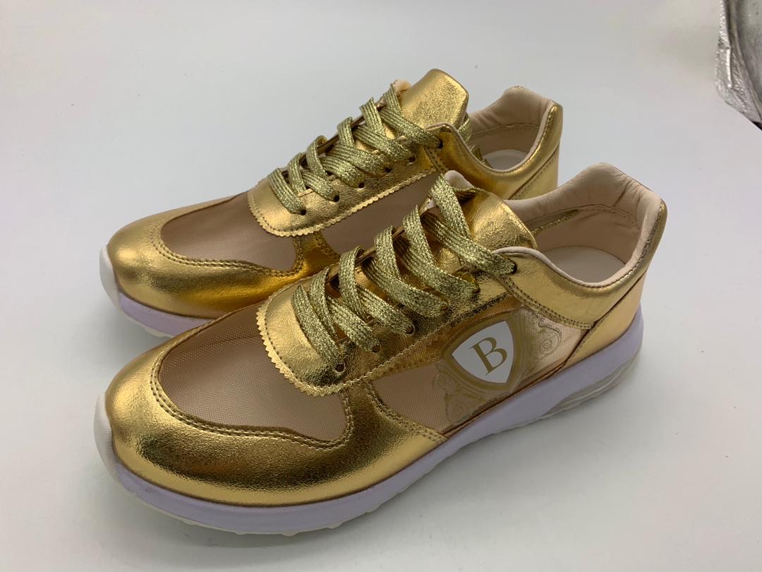 Free html5 bootstrap 4 template