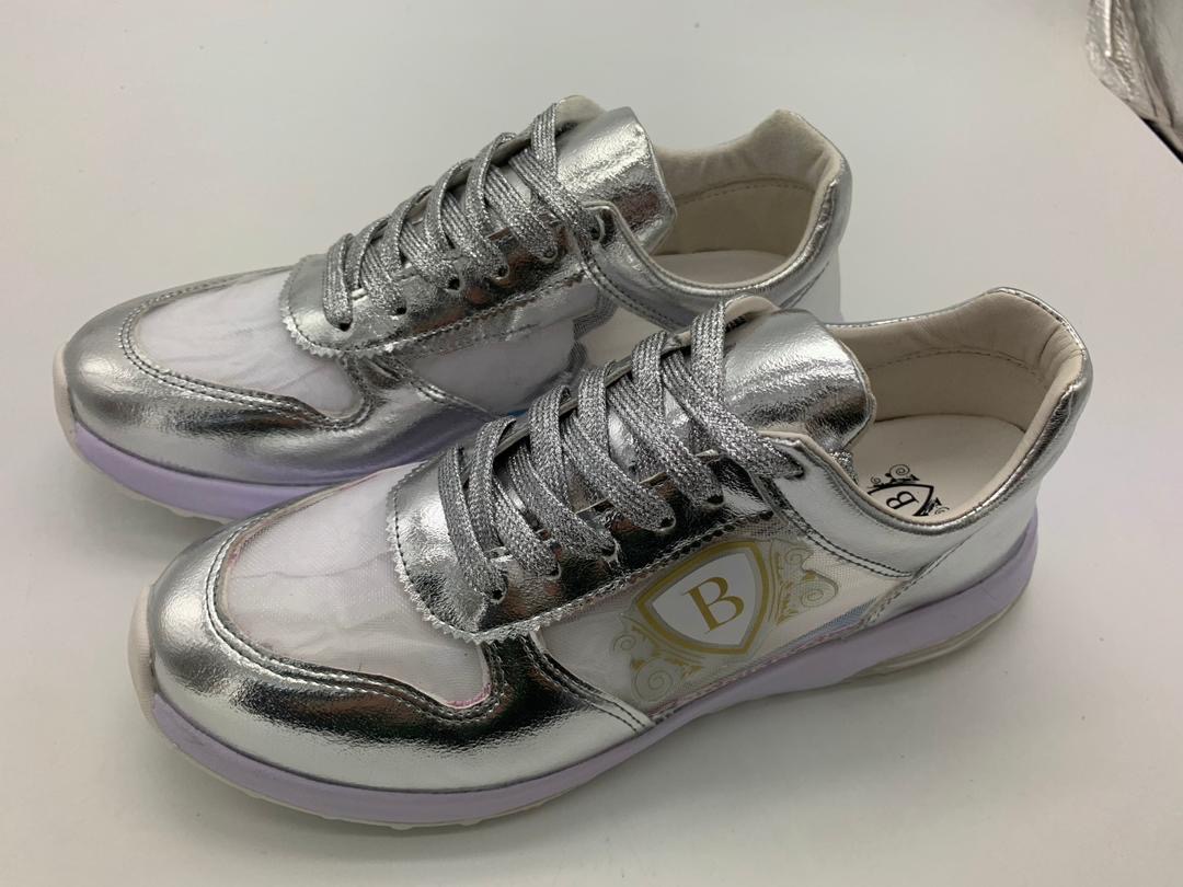 Free html5 bootstrap 4 template